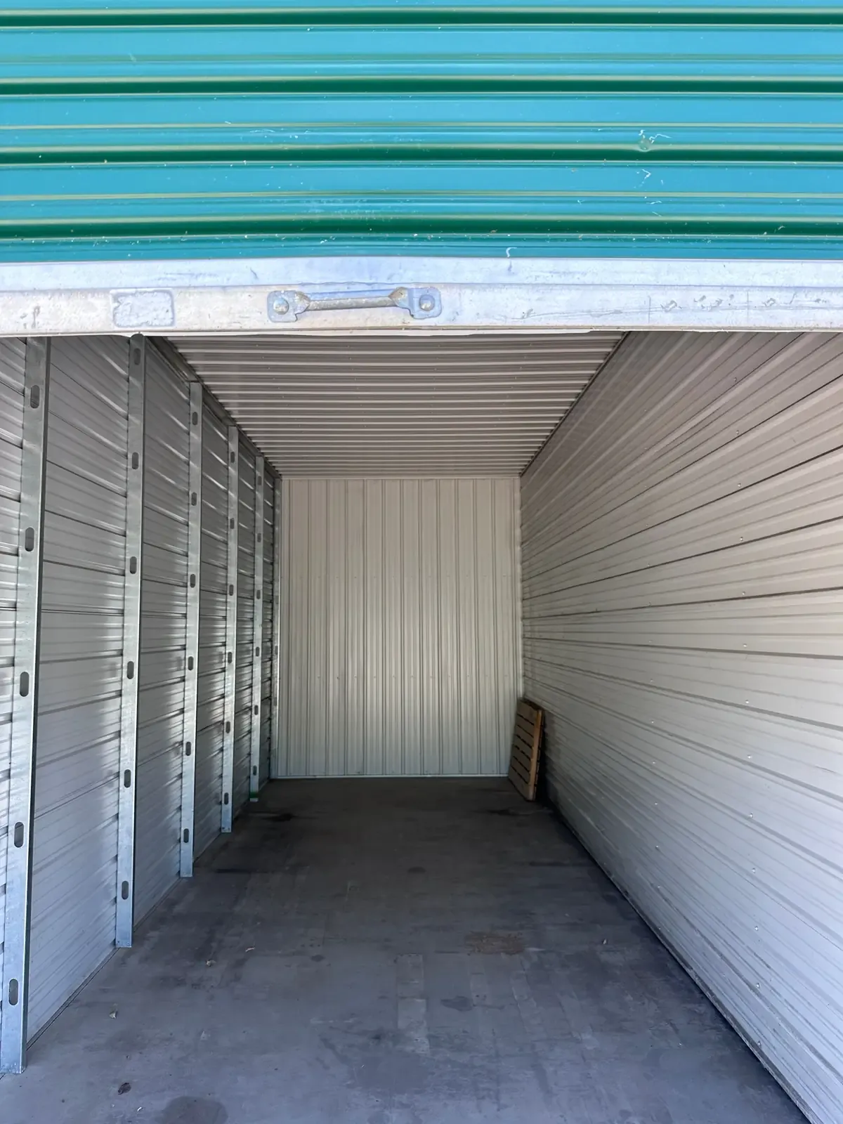 Storage units with roll up doors